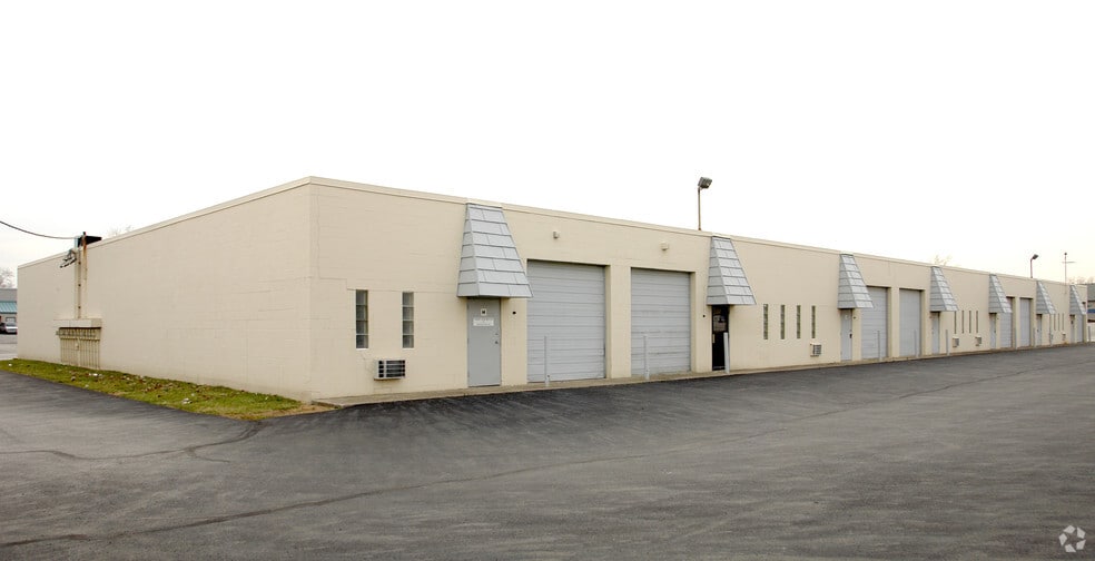 More Photos Of 1100 Rarig Ave, Columbus Warehouse For Lease