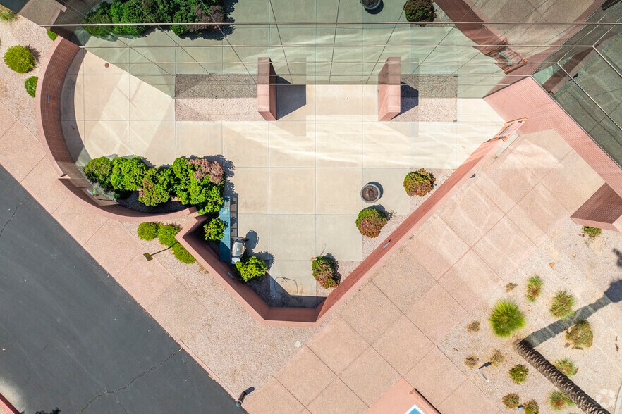 More Photos Of 1320 W Auto Dr, Tempe Industrial For Sale