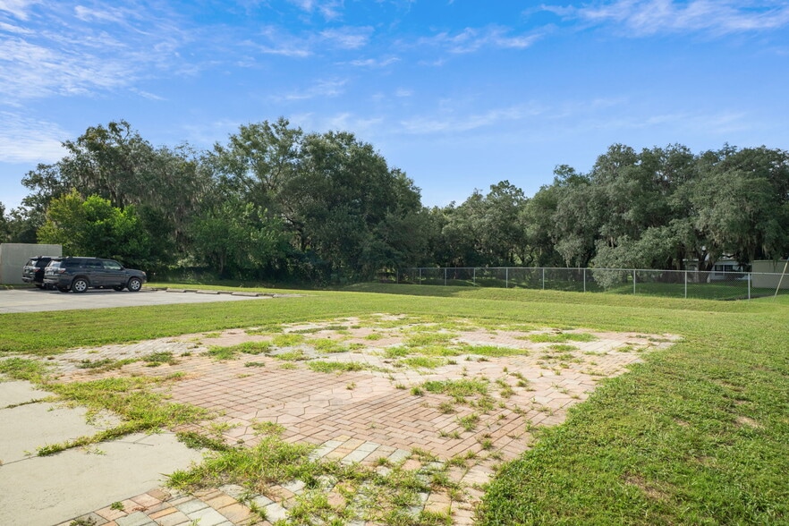 More Photos Of 1298 E Norvell Bryant Hwy, Hernando Freestanding For Sale