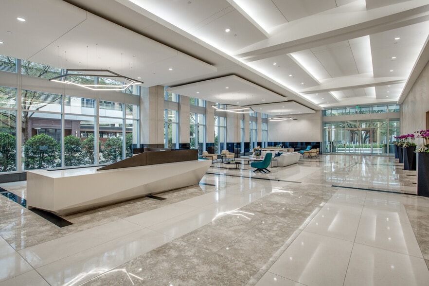 More Photos Of 2000 McKinney Ave, Dallas Office For Lease