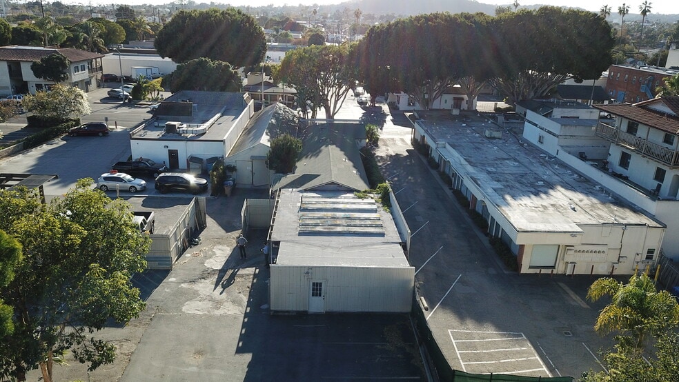 More Photos Of 418 N Milpas St, Santa Barbara General Retail For Lease