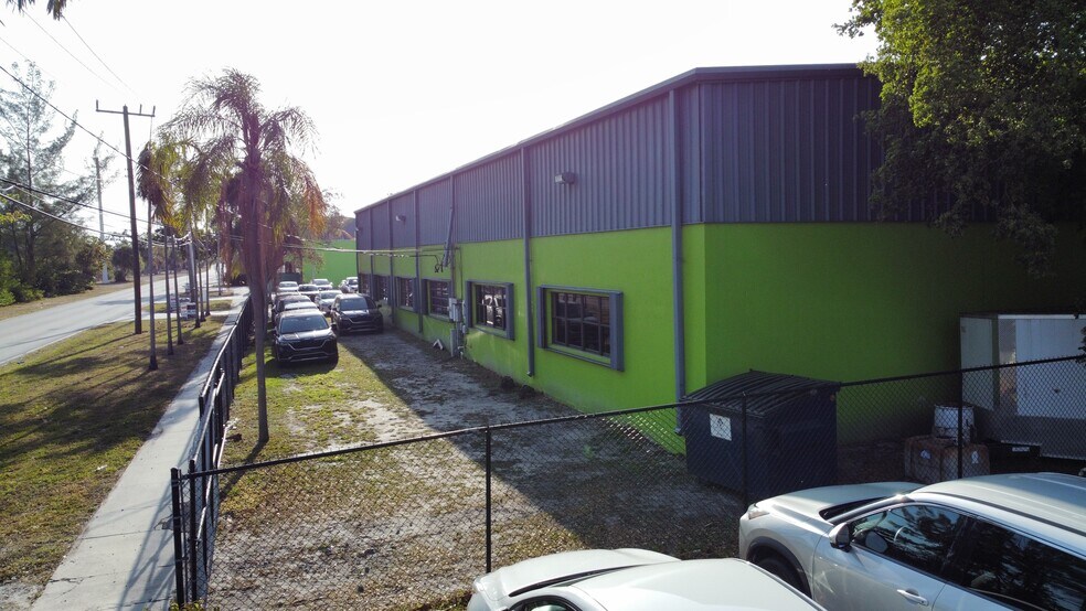 More Photos Of 901-1001 Old Griffin Rd, Dania Beach Land For Lease