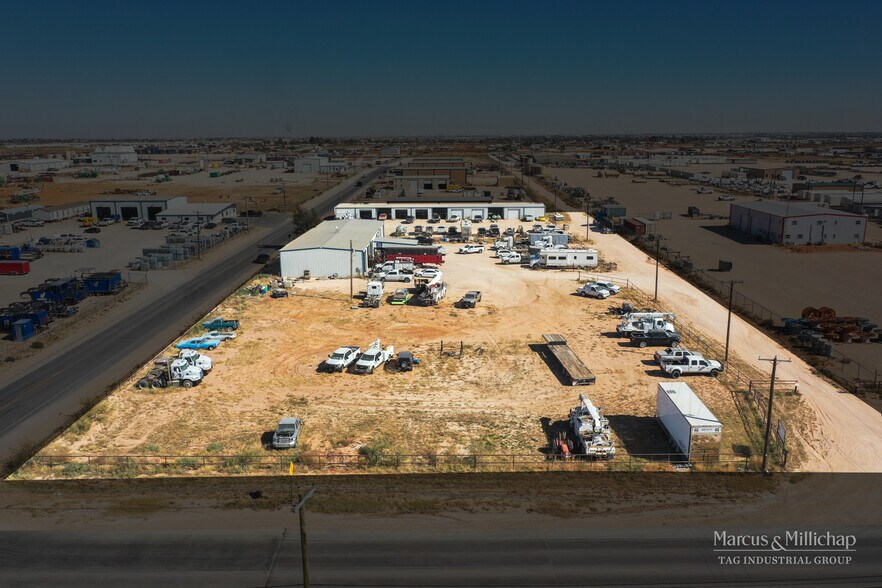 More Photos Of 2900 Elkins Rd, Midland Warehouse For Sale