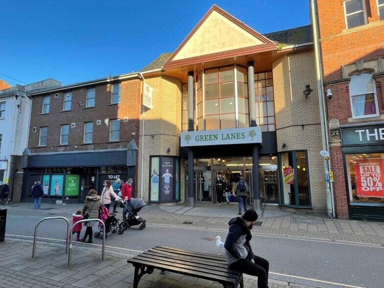 39 Green Lanes Shopping Centre, Barnstaple, DEV EX31 1UL Retail For
