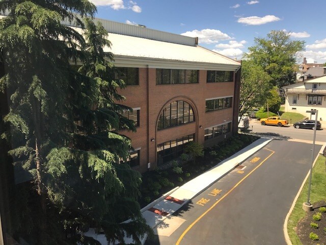 More Photos Of 200 E State St, Media Office For Lease