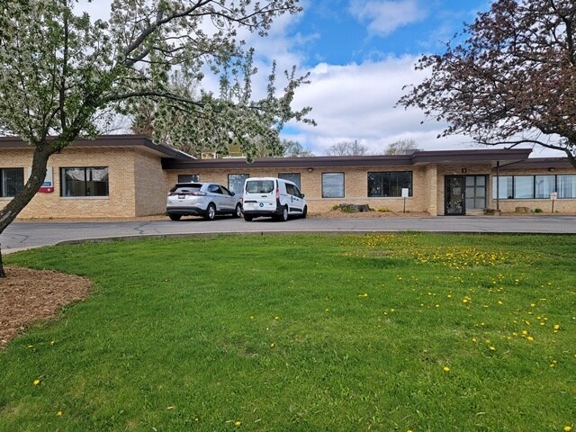 More Photos Of 510 N Saint Joseph Ave, Marshfield Medical For Sale