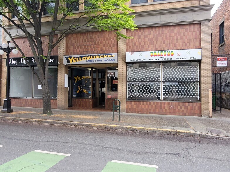 Primary Photo Of 649 Johnson st, Victoria General Retail For Lease