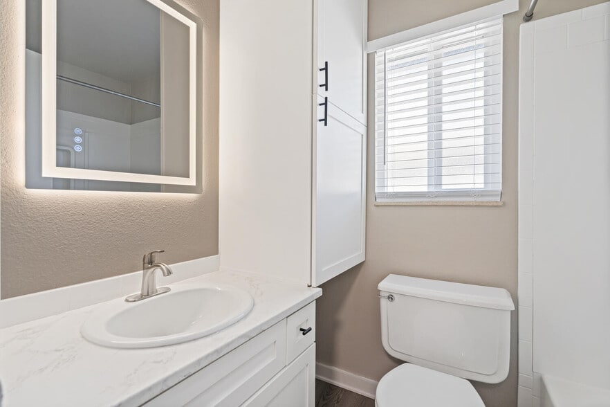 More Photos Of 3035 17th Ave, Longmont Apartments For Sale