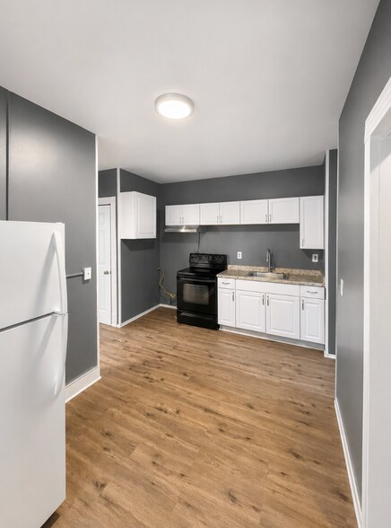 More Photos Of 42-44 Redding St, Hartford Apartments For Sale