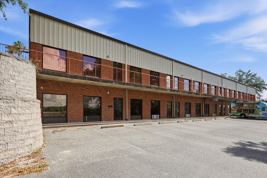 More Photos Of 30924 Suneagle Dr, Mount Dora Warehouse For Sale