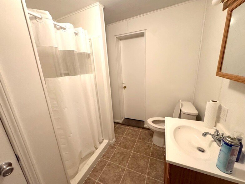 More Photos Of 1748 S Main St, Rocky Mount Office For Sale