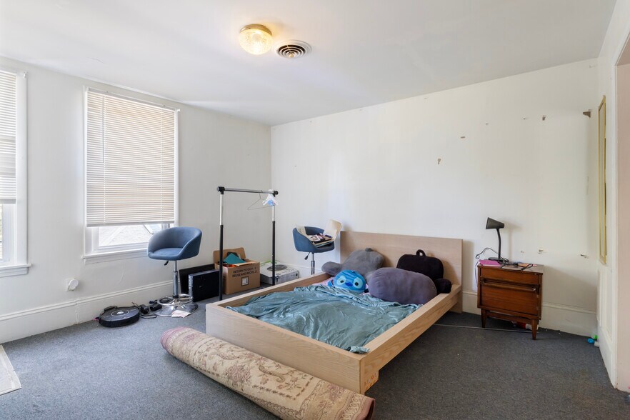 More Photos Of 176 Williams St, Providence Apartments For Sale