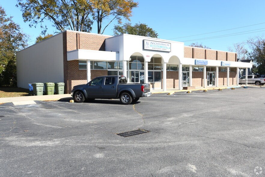 More Photos Of 200 W Harrison St, Dillon Office For Lease