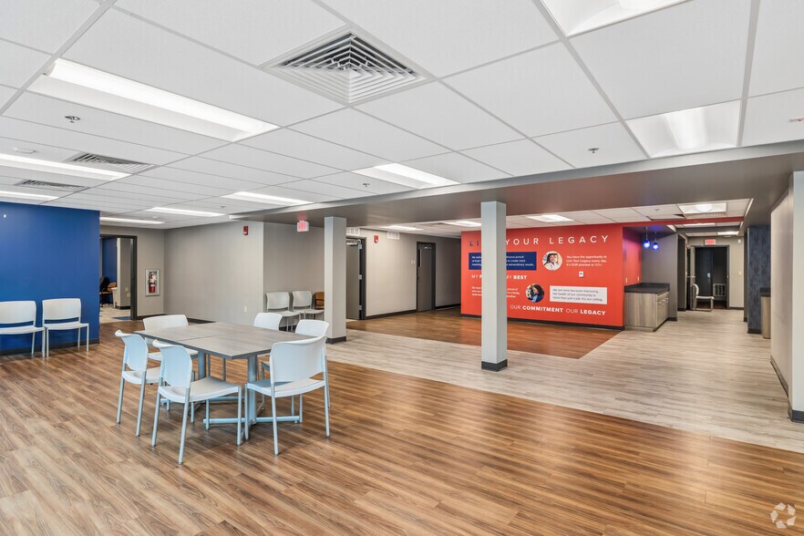 More Photos Of 26 N Cedar St, Lititz Medical For Lease