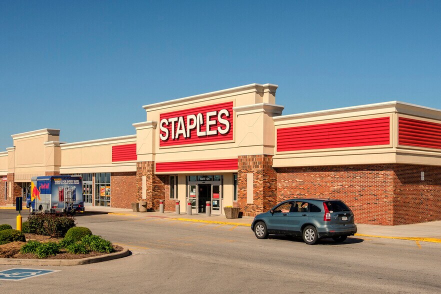 More Photos Of 1303 Highway 127 S, Frankfort Unknown For Lease