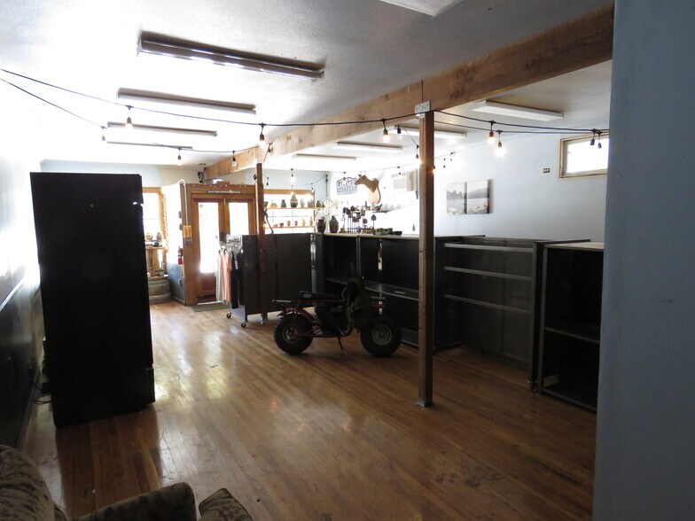 More Photos Of 23382 Crest Forest Dr, Crestline Freestanding For Sale