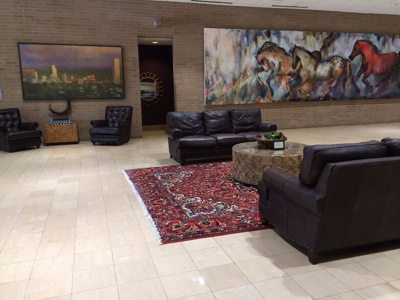 More Photos Of 500 Chestnut St, Abilene Office For Lease