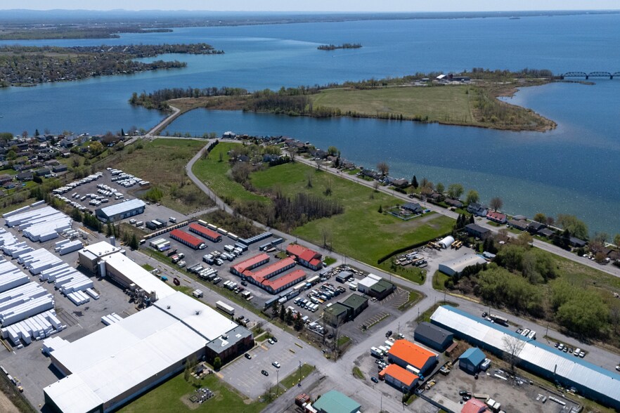 More Photos Of 58 Bd du Bord de l'Eau, Salaberry-de-valleyfield Land For Sale