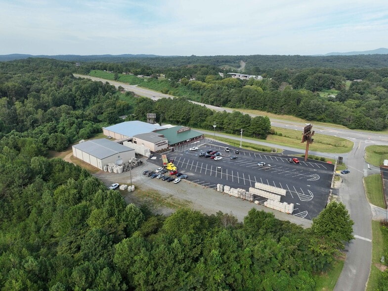 More Photos Of 63 Talona Spur Rd, Ellijay Freestanding For Sale