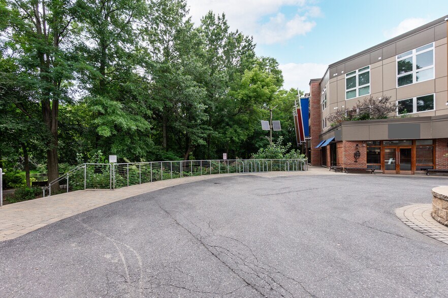 More Photos Of 350 Pleasant St, Watertown Apartments For Lease