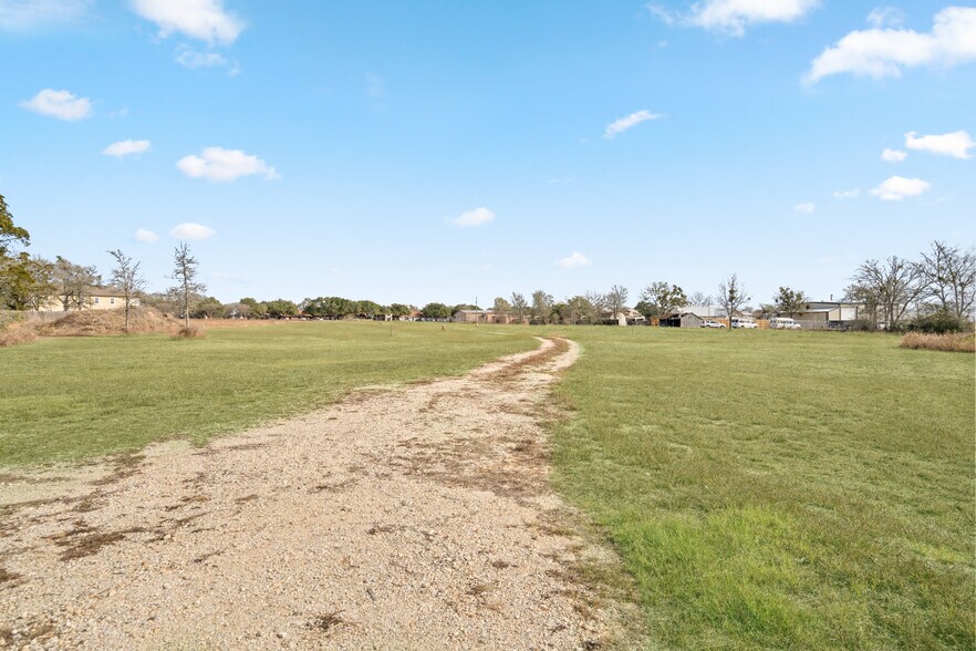 More Photos Of 145 State Loop 92, La Grange Specialty For Sale