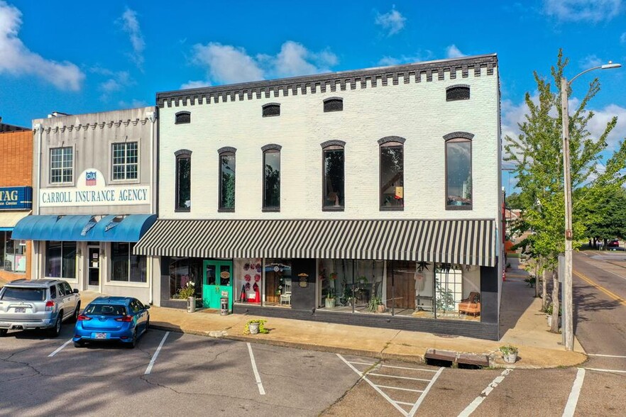 Primary Photo Of 55 Broadway St, Mc Kenzie Storefront Retail Office For Sale