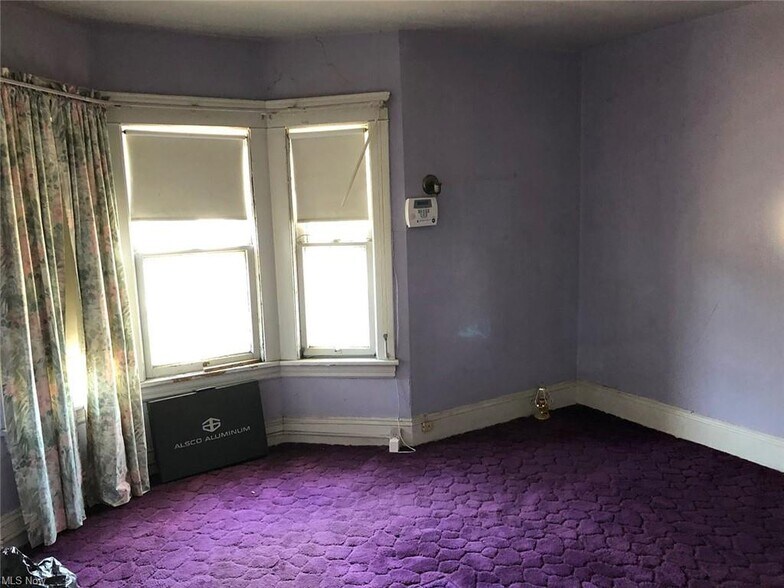 More Photos Of 1817 Penrose Ave, East Cleveland Specialty For Sale