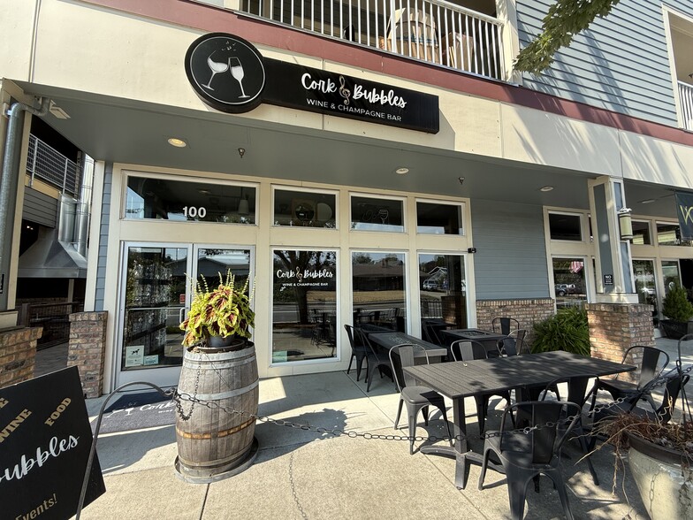 More Photos Of 3602 NW 119th St, Vancouver Storefront Retail Residential For Lease