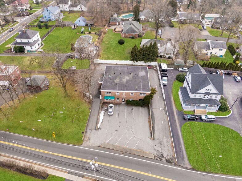 More Photos Of 1 Old Middletown Rd, Pearl River Medical For Lease