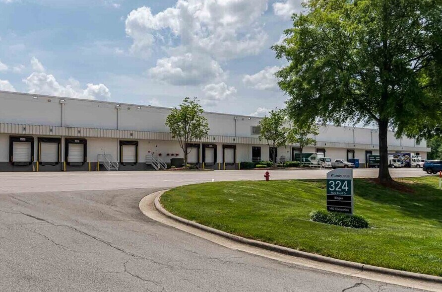 More Photos Of 324 Park Knoll Dr, Morrisville Unknown For Lease