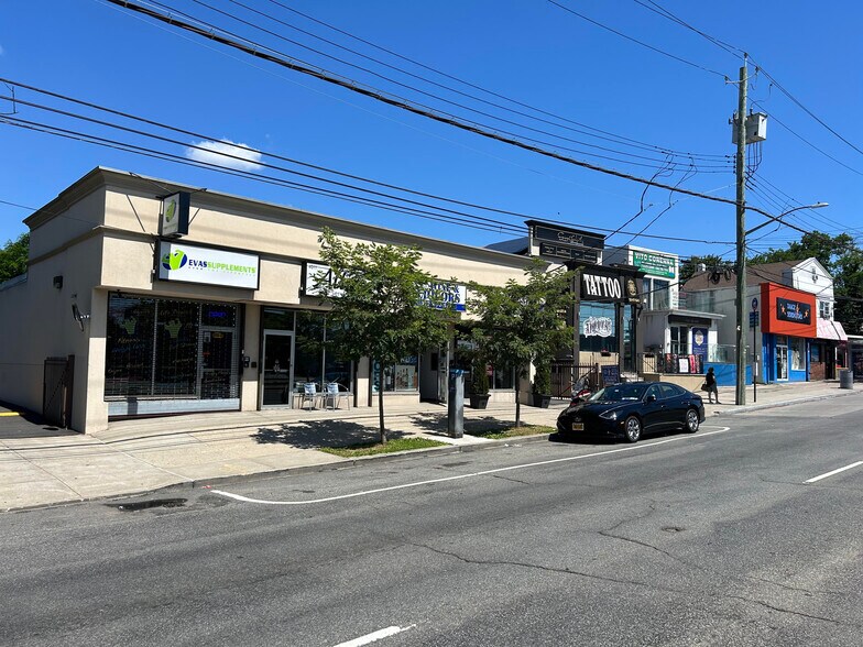 More Photos Of 4011 Hylan Blvd, Staten Island Storefront For Sale