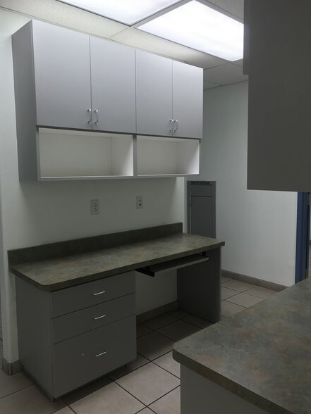 More Photos Of 1310 W St Marys Rd, Tucson Medical For Lease