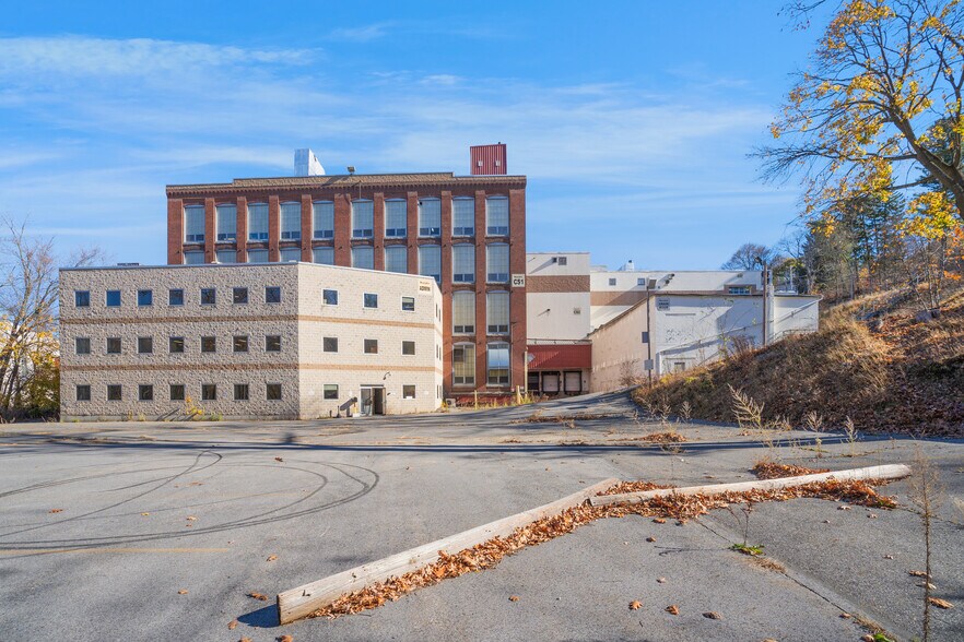 Primary Photo Of 20 Cameron St, Clinton Warehouse For Sale