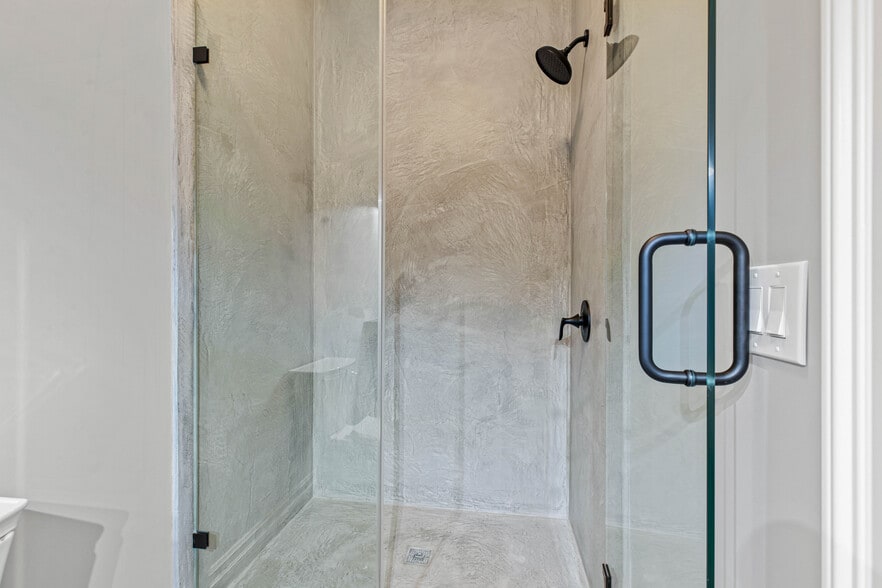 More Photos Of 30048 Yosemite Blvd, La Grange Bar For Sale