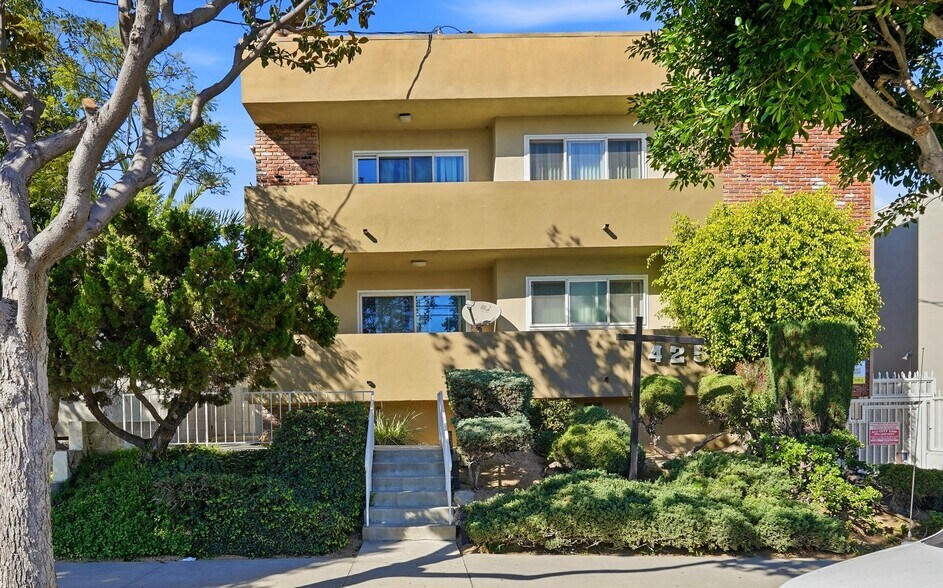 More Photos Of 425 E Tamarack Ave, Inglewood Apartments For Sale