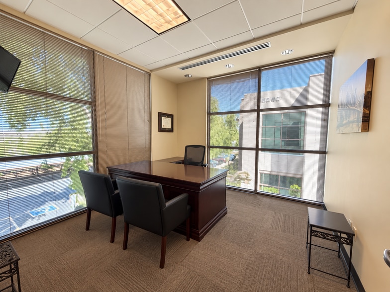 More Photos Of 8350 E Raintree Dr, Scottsdale Office For Sale