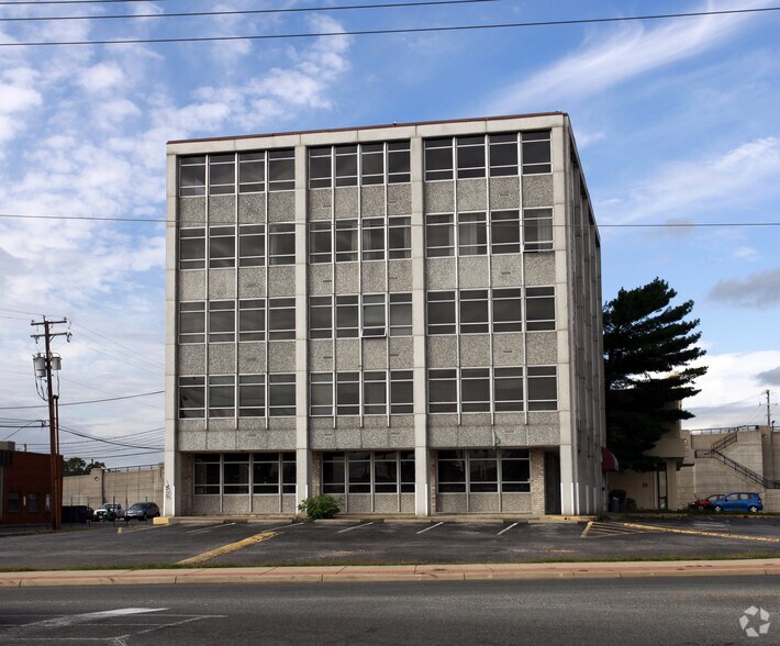 More Photos Of 6901 Old Keene Mill Rd, Springfield Office For Lease
