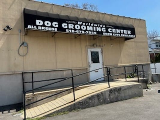 More Photos Of 2560 Sunrise Hwy, Bellmore Storefront For Lease