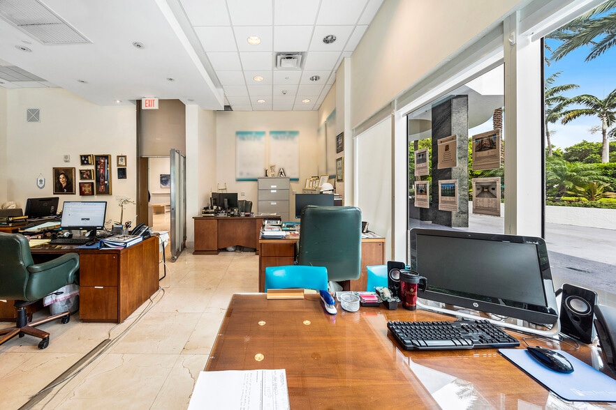 More Photos Of 2101 Brickell Ave, Miami Apartments For Sale