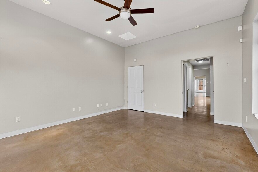 More Photos Of 501-505 14th St NW, Albuquerque Office Residential For Lease