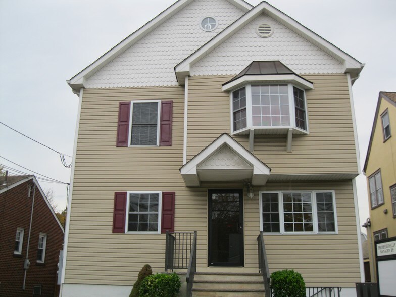 More Photos Of 249 Main St, Woodbridge Office For Lease