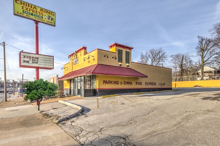 More Photos Of 6125 Natural Bridge Ave, Saint Louis Bar For Lease