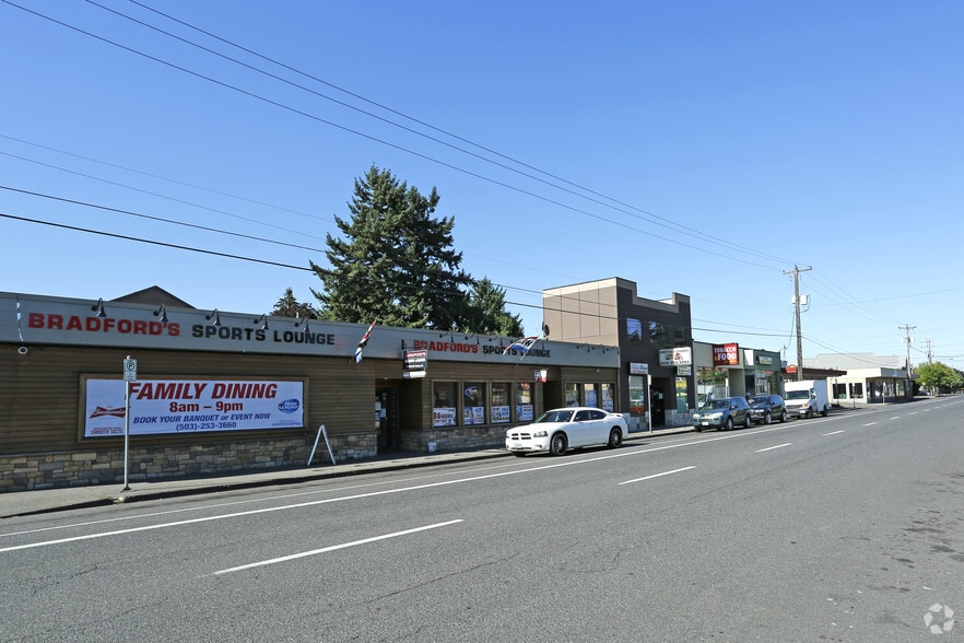 More Photos Of 10324 NE Halsey St, Portland Office For Sale