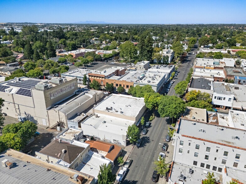 More Photos Of 2041 Bird St, Oroville Office For Lease