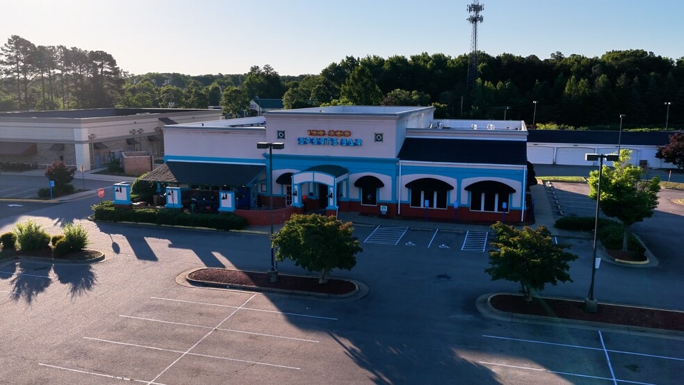 Primary Photo Of 11581 Robious Rd, Richmond Restaurant For Sale