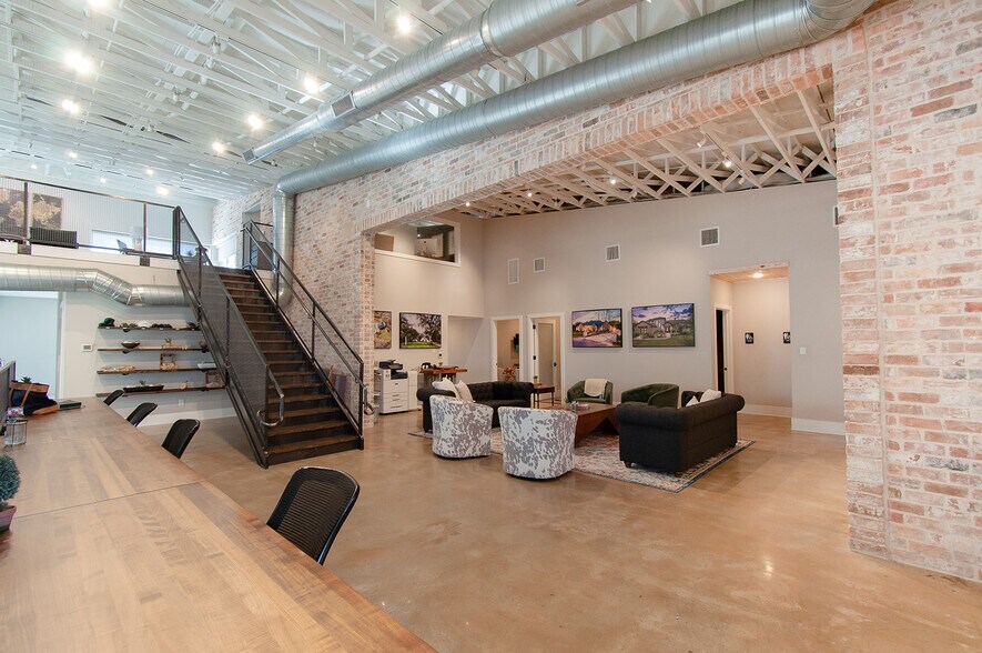 More Photos Of 1645 Greens Prairie Rd W, College Station Office For Sale