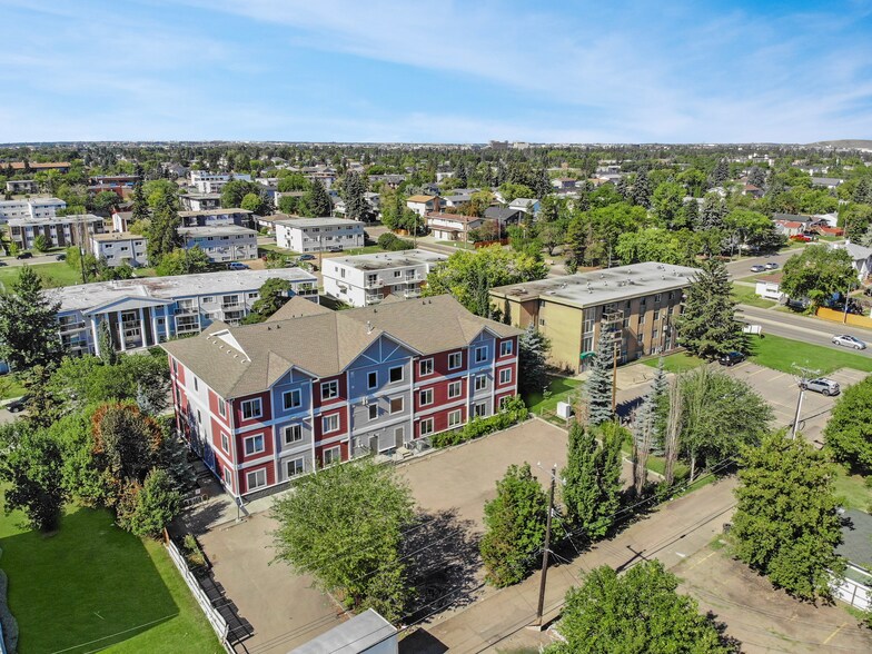 More Photos Of 10141 153rd St NW, Edmonton Apartments For Sale