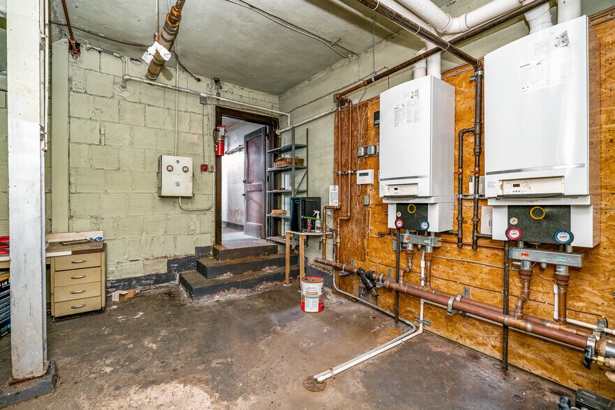 More Photos Of 105 S 5th St, Duquesne Religious Facility For Sale