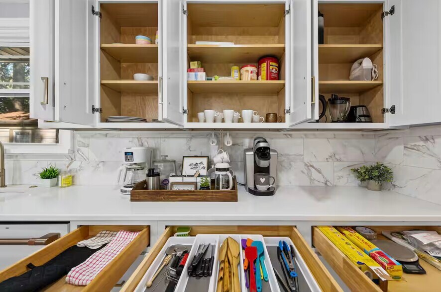 More Photos Of , Blue Springs Specialty For Sale