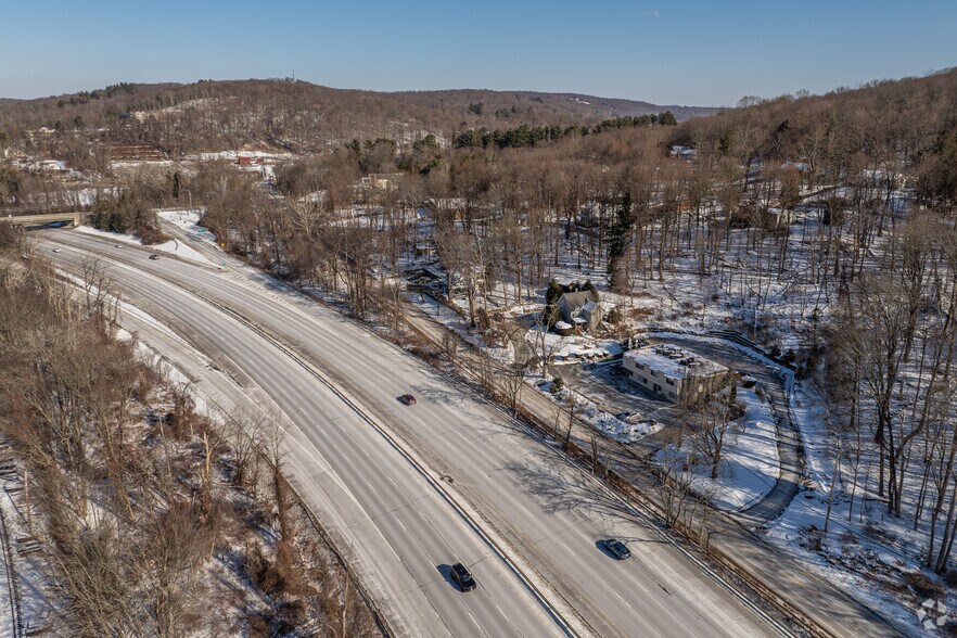 More Photos Of 509 Route 22, North Salem Medical For Lease